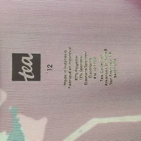 Tea Collection Swim Trunks & Rash Guard - Picture 4 of 8